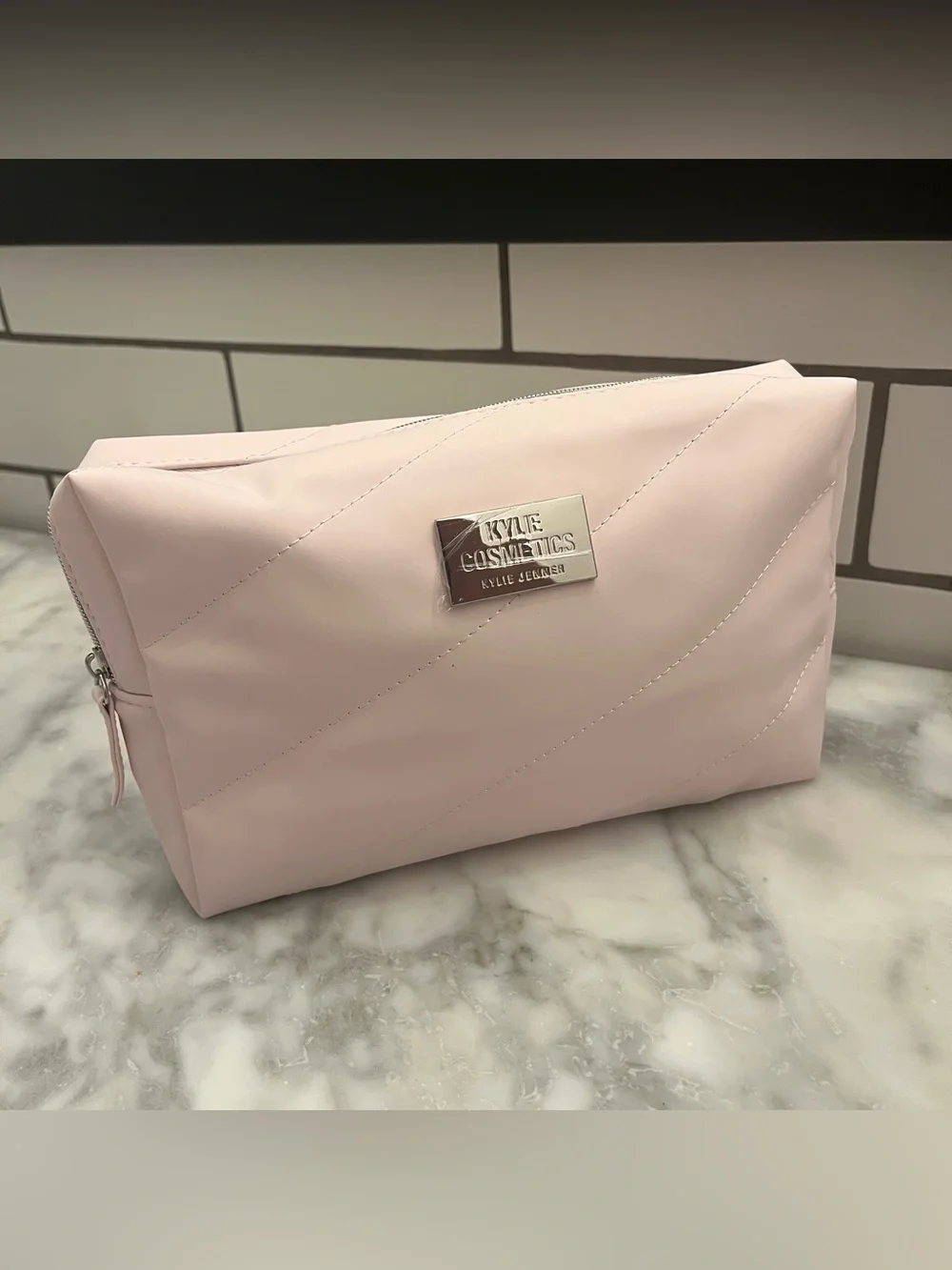 Kylie Cosmetics Matte Lip Kit Duo + Branded Travel Bag - BETTER NOT POUT (103)